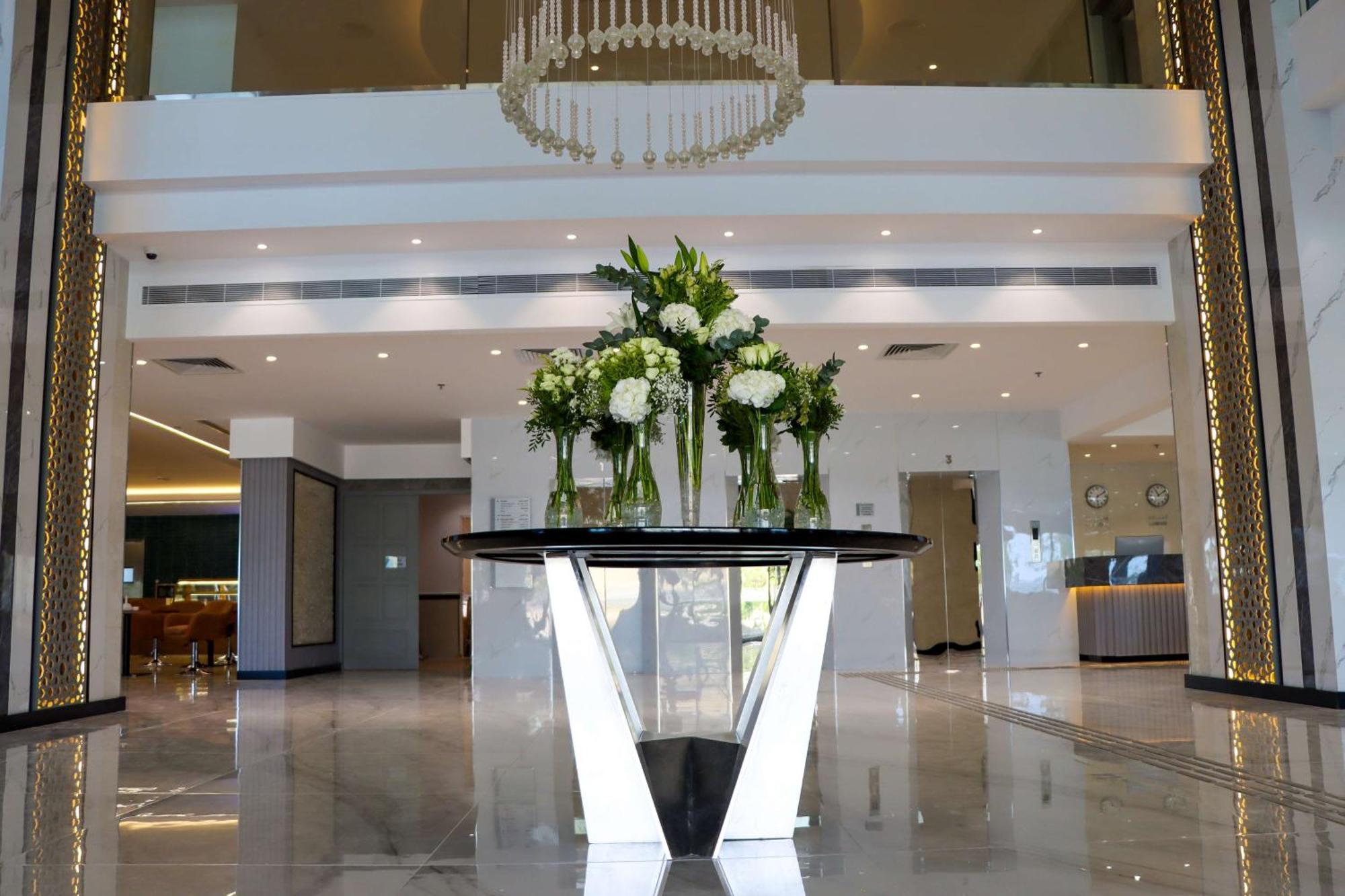 Best Western Plus Jeddah Hotel Madinah Road Exterior foto
